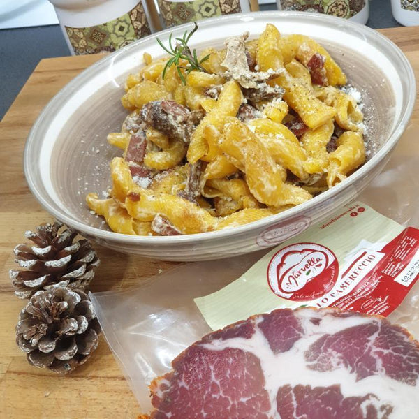 CASERECCE PANNA, CAPOCOLLO MARVELLA E FUNGHI SECCHI
