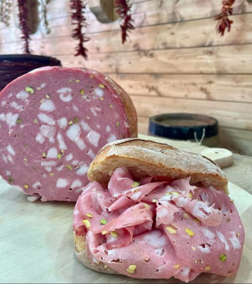 Mortadella al pistacchio artigianale