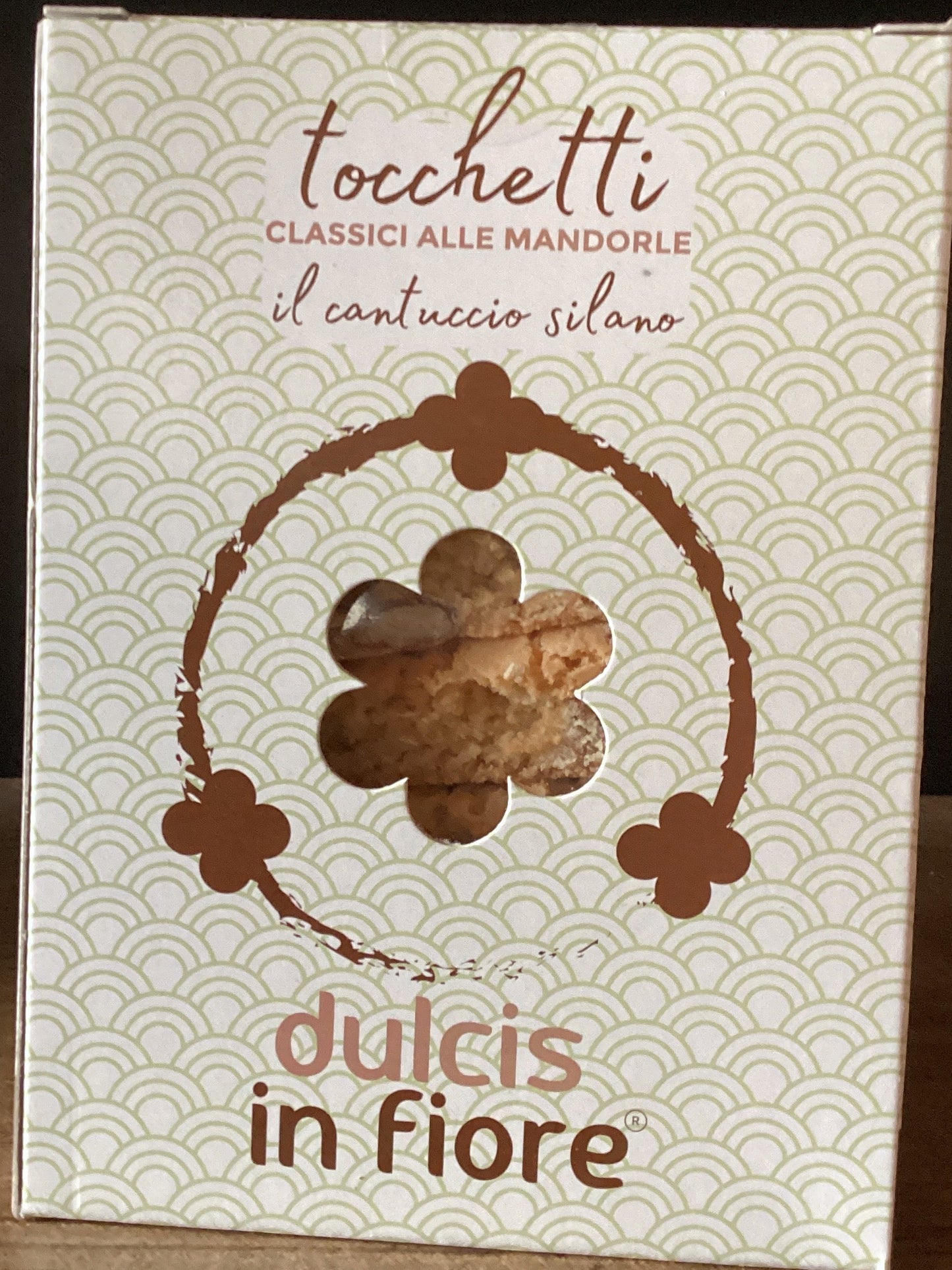 Tocchetti classici alle mandorle