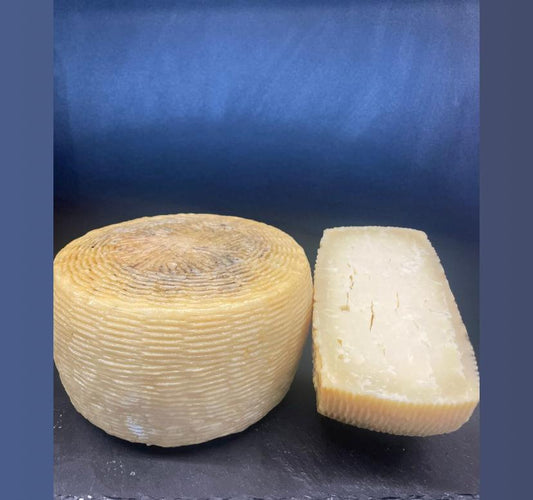 Pecorino locale stagionato